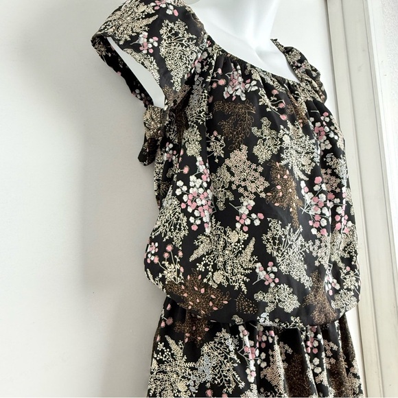 NAILA Black Dress with Pink and White Floral Design - Picture 4 of 8
